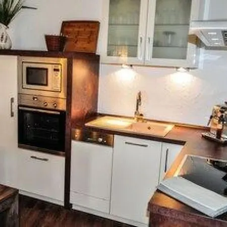 Ferienbungalow Mit Terrasse Und Seeblick In By Interhome Apartamento *
